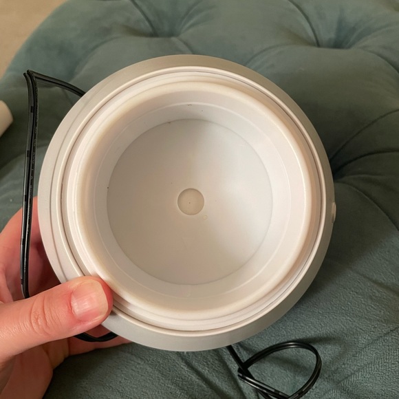 NOW ultrasonic cone oil diffuser - Picture 6 of 8